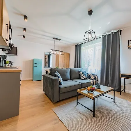 Bh Properties, Apartament Wyscigi *